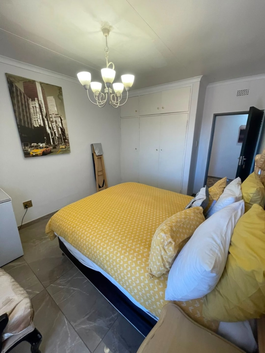 8 Bedroom Property for Sale in Glenvista Gauteng