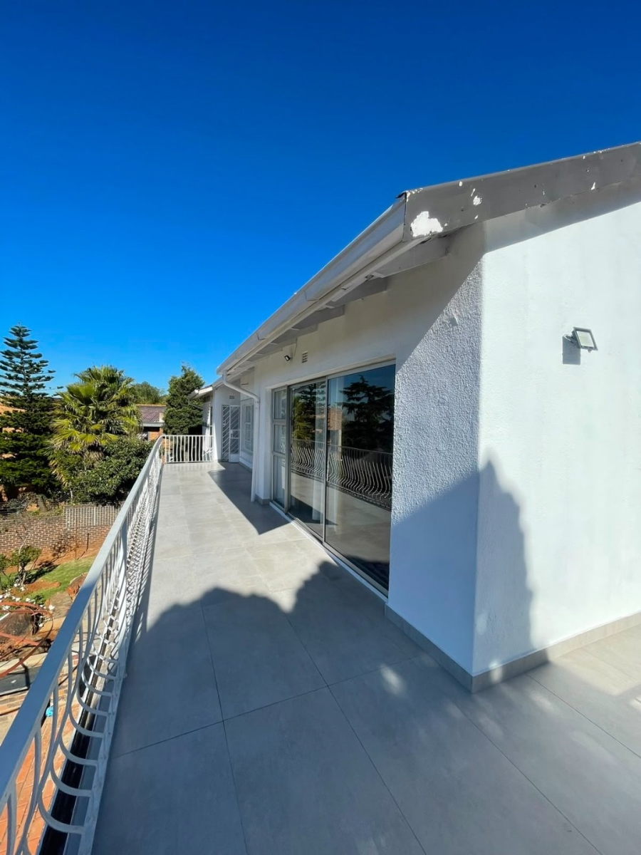 8 Bedroom Property for Sale in Glenvista Gauteng