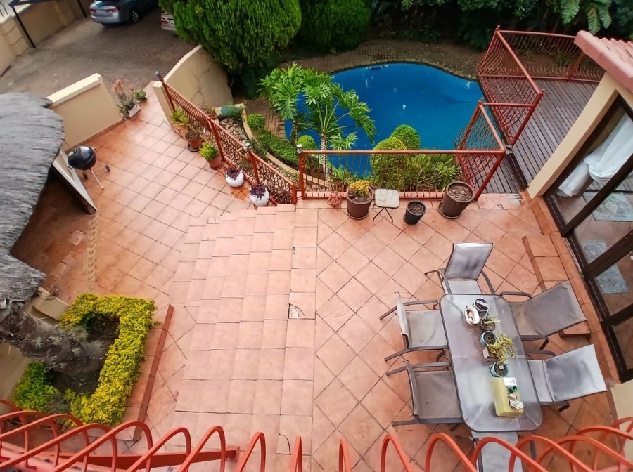 5 Bedroom Property for Sale in Garsfontein Gauteng