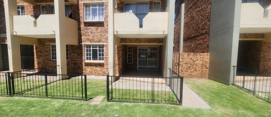 2 Bedroom Property for Sale in Comet Gauteng