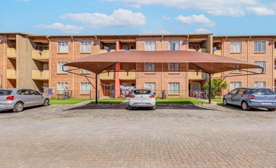 2 Bedroom Property for Sale in Comet Gauteng