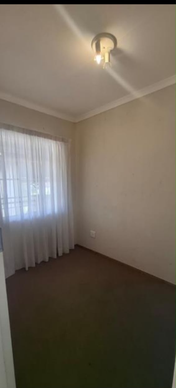 2 Bedroom Property for Sale in Comet Gauteng