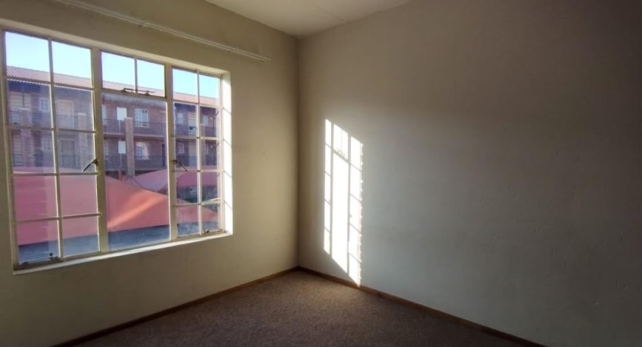 2 Bedroom Property for Sale in Comet Gauteng