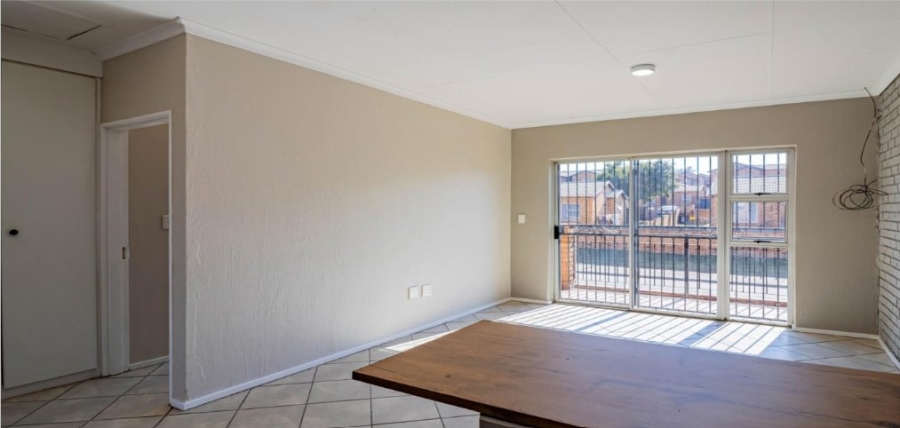 2 Bedroom Property for Sale in Roodepoort Central Gauteng