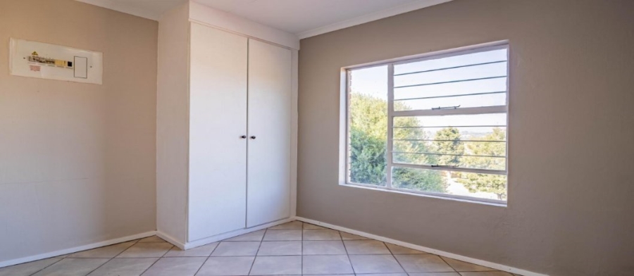 2 Bedroom Property for Sale in Roodepoort Central Gauteng