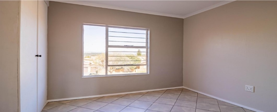 2 Bedroom Property for Sale in Roodepoort Central Gauteng