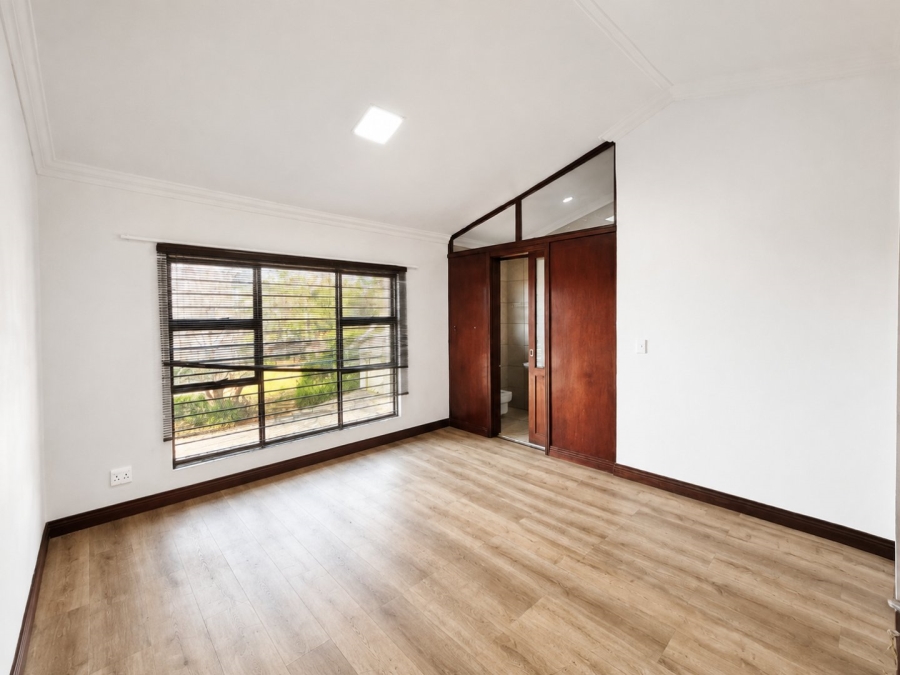 To Let 5 Bedroom Property for Rent in Eldoraigne Gauteng