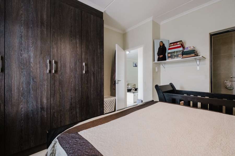 To Let 3 Bedroom Property for Rent in Oakdene Gauteng