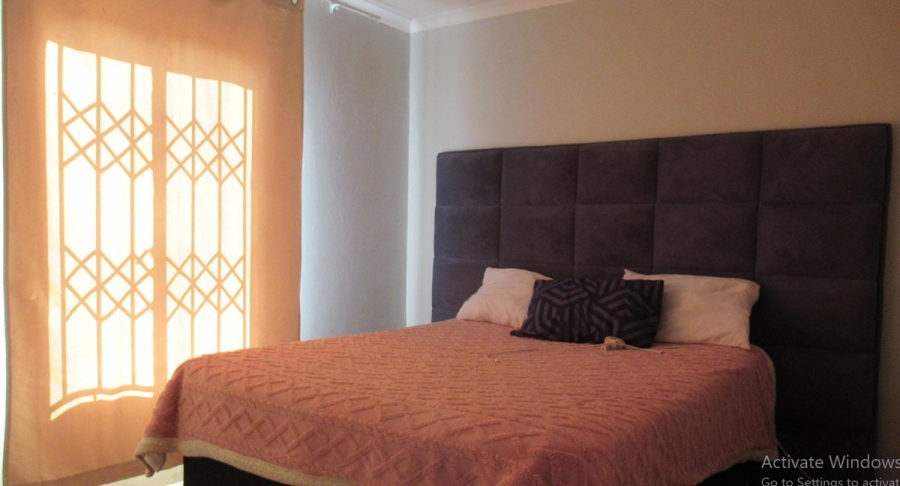 2 Bedroom Property for Sale in Savanna City Gauteng