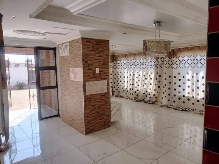 4 Bedroom Property for Sale in Soshanguve HH Gauteng