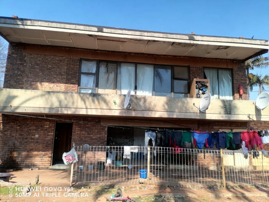 8 Bedroom Property for Sale in Bertrams Gauteng