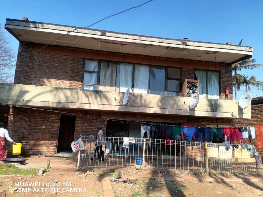 8 Bedroom Property for Sale in Bertrams Gauteng