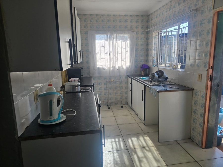 8 Bedroom Property for Sale in Troyeville Gauteng