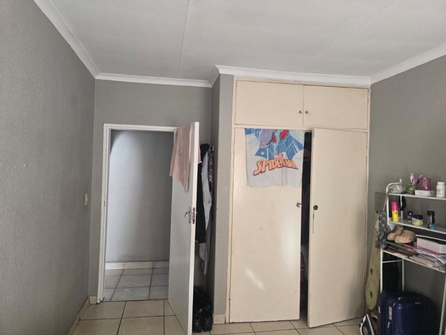 8 Bedroom Property for Sale in Troyeville Gauteng