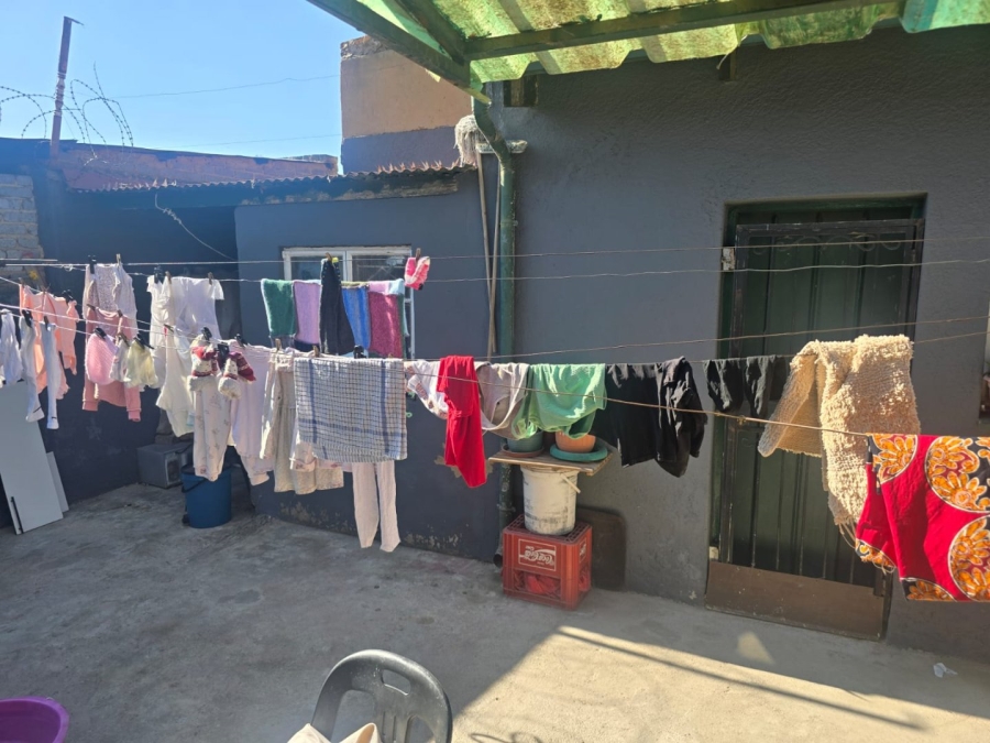 8 Bedroom Property for Sale in Troyeville Gauteng