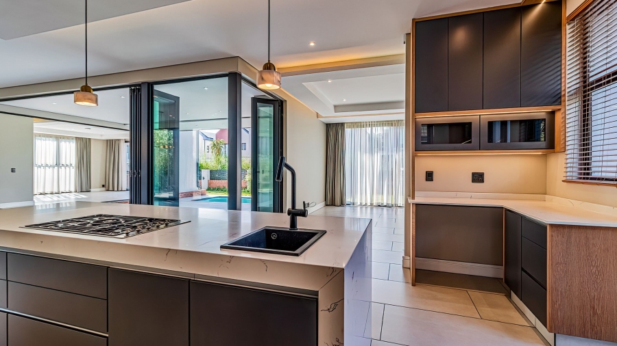 To Let 4 Bedroom Property for Rent in Neighbourhood Estate Gauteng