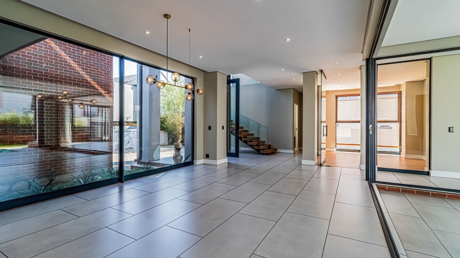 To Let 4 Bedroom Property for Rent in Neighbourhood Estate Gauteng