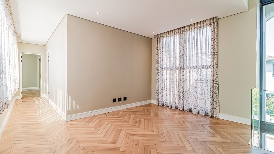To Let 4 Bedroom Property for Rent in Neighbourhood Estate Gauteng