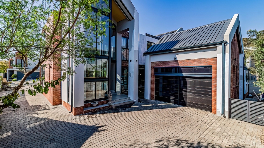 To Let 4 Bedroom Property for Rent in Neighbourhood Estate Gauteng