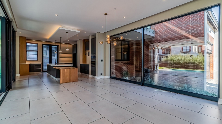 To Let 4 Bedroom Property for Rent in Neighbourhood Estate Gauteng