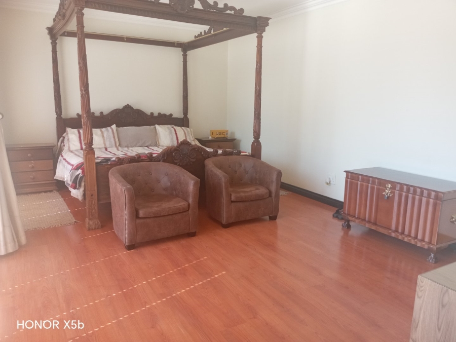 6 Bedroom Property for Sale in Sunward Park Gauteng