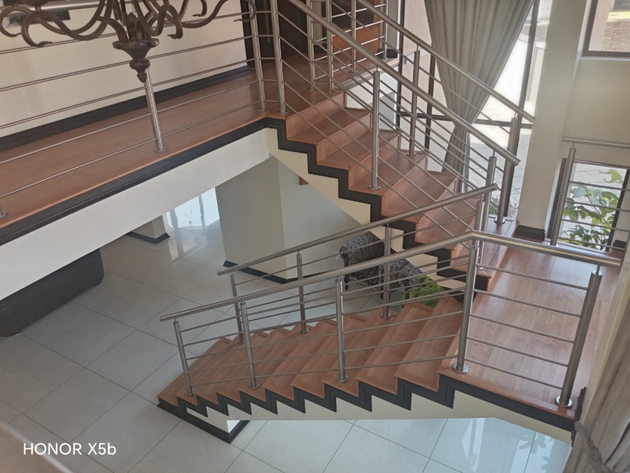 6 Bedroom Property for Sale in Sunward Park Gauteng