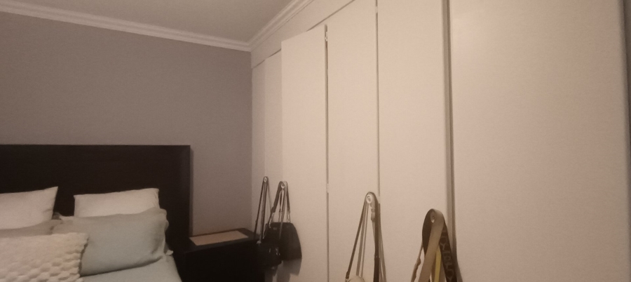 2 Bedroom Property for Sale in Vorna Valley Gauteng