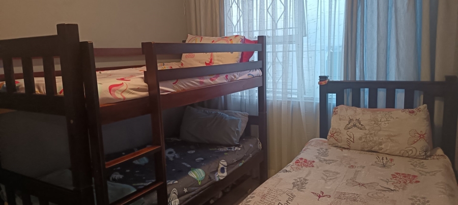 2 Bedroom Property for Sale in Vorna Valley Gauteng