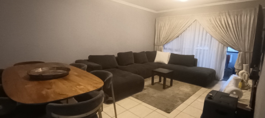 2 Bedroom Property for Sale in Vorna Valley Gauteng