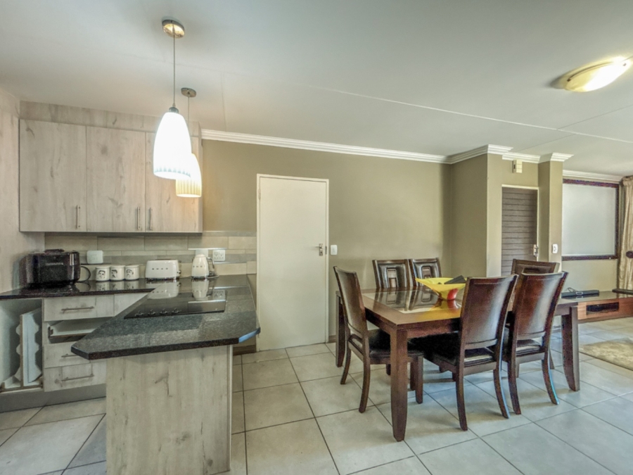 3 Bedroom Property for Sale in Rooihuiskraal North Gauteng