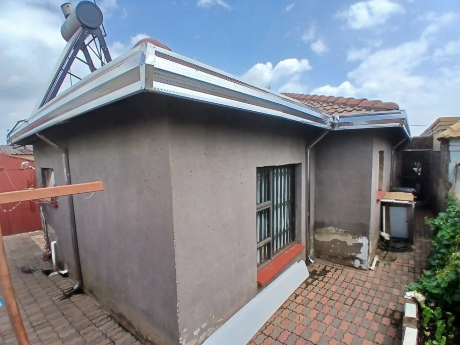 3 Bedroom Property for Sale in Rondebult Gauteng