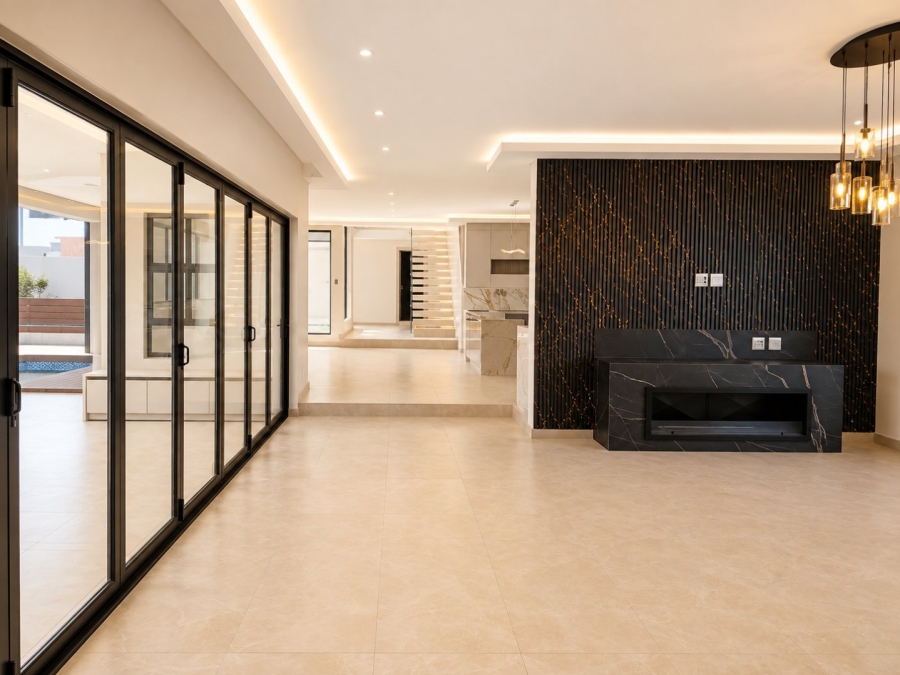 6 Bedroom Property for Sale in Midstream Heights Gauteng