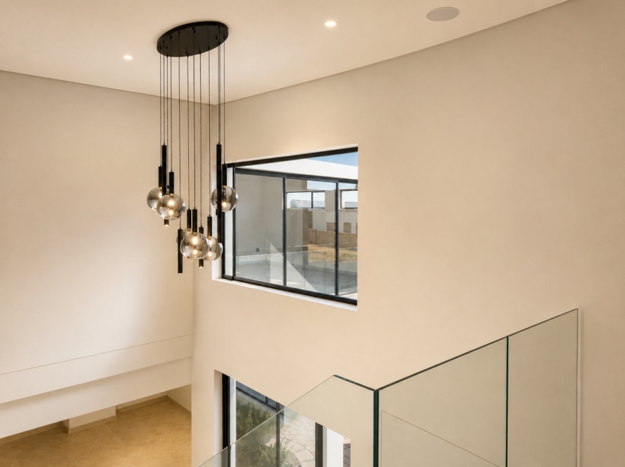 6 Bedroom Property for Sale in Midstream Heights Gauteng