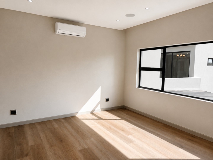 6 Bedroom Property for Sale in Midstream Heights Gauteng