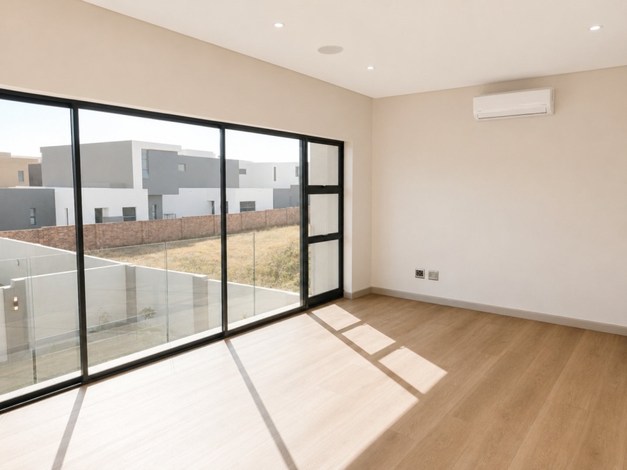 6 Bedroom Property for Sale in Midstream Heights Gauteng