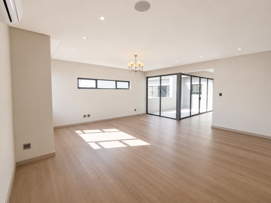 6 Bedroom Property for Sale in Midstream Heights Gauteng