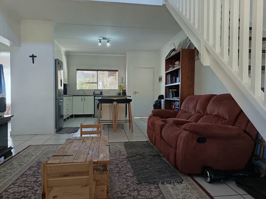 2 Bedroom Property for Sale in Sunninghill Gauteng
