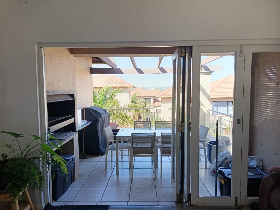 2 Bedroom Property for Sale in Sunninghill Gauteng