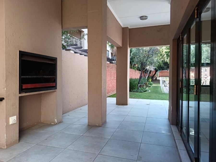 2 Bedroom Property for Sale in Sunninghill Gauteng