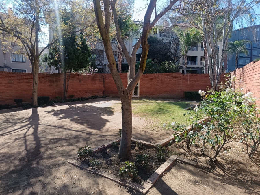 2 Bedroom Property for Sale in Sunninghill Gauteng