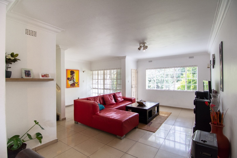 To Let 3 Bedroom Property for Rent in Kew Gauteng