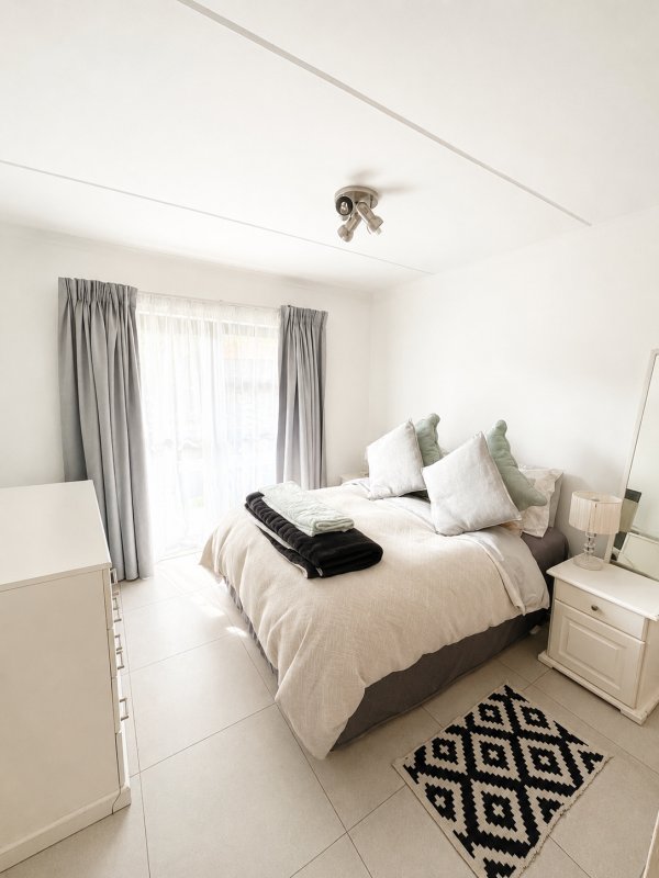 1 Bedroom Property for Sale in Modderfontein Gauteng