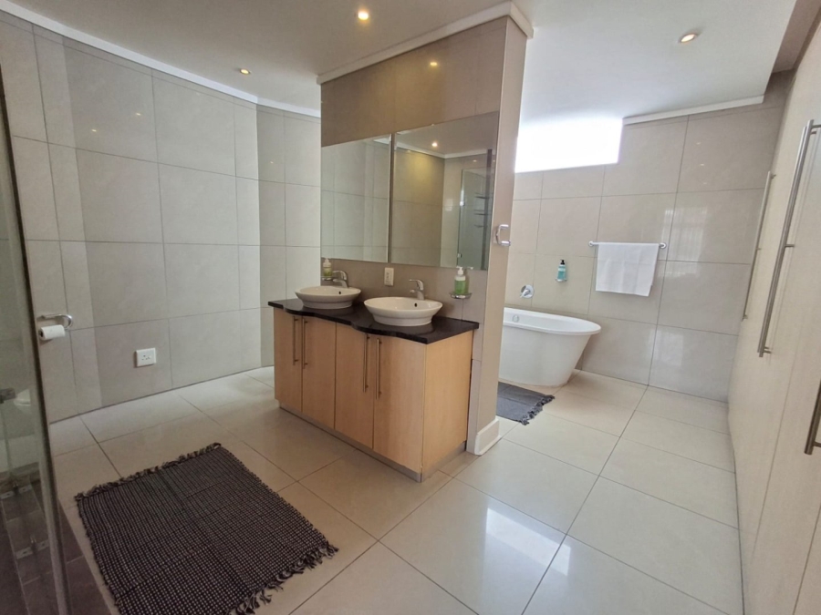 3 Bedroom Property for Sale in Sandton Central Gauteng