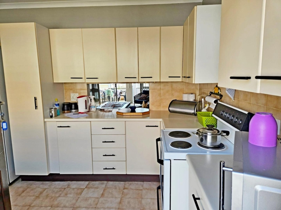 1 Bedroom Property for Sale in Terenure Gauteng