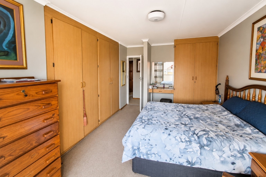 1 Bedroom Property for Sale in Terenure Gauteng
