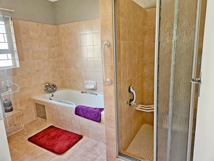 1 Bedroom Property for Sale in Terenure Gauteng