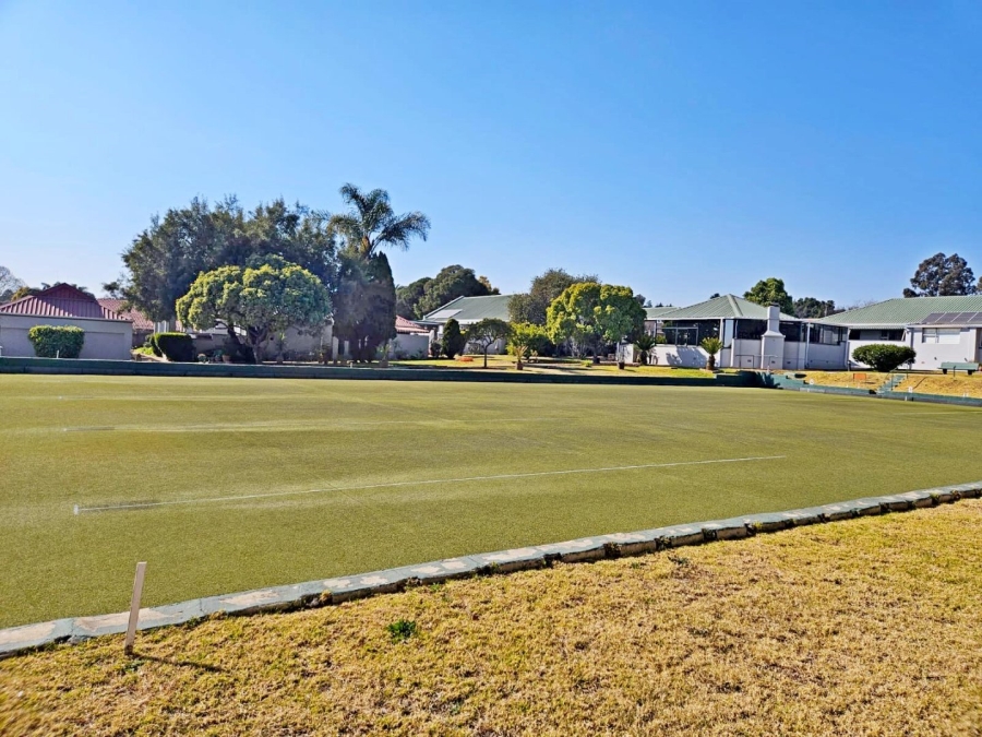 1 Bedroom Property for Sale in Terenure Gauteng