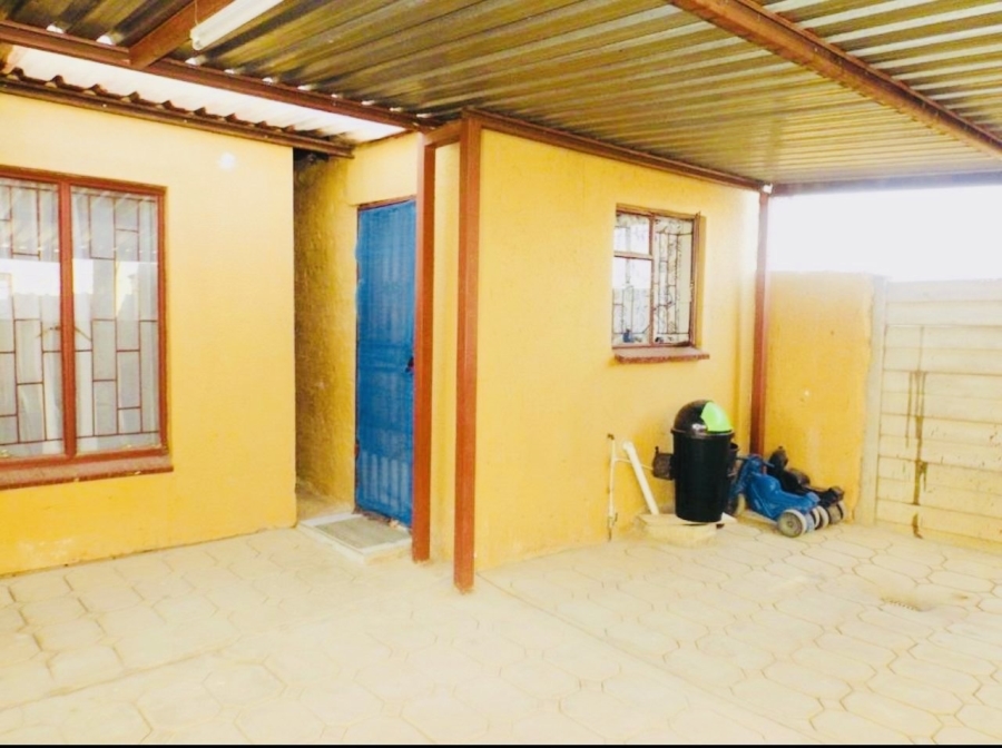 2 Bedroom Property for Sale in Soshanguve East Ext 4 Gauteng