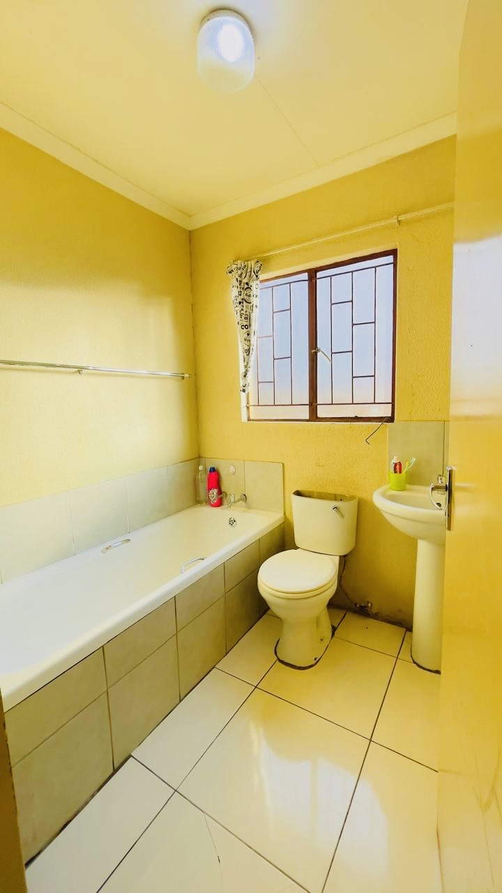 2 Bedroom Property for Sale in Soshanguve East Ext 4 Gauteng