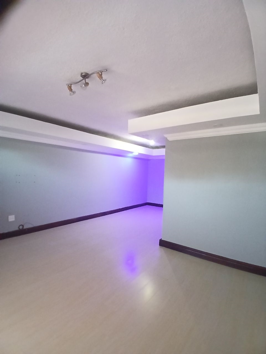 To Let 2 Bedroom Property for Rent in Constantia Kloof Gauteng